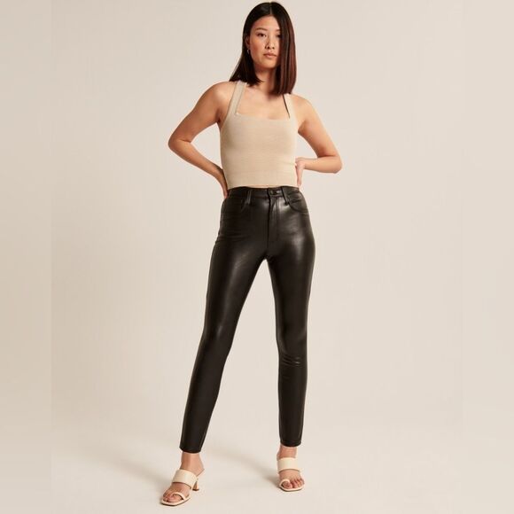 Abercrombie & Fitch The Skinny High Rise Vegan Leather Pant Black size 2 NWT - Picture 1 of 12